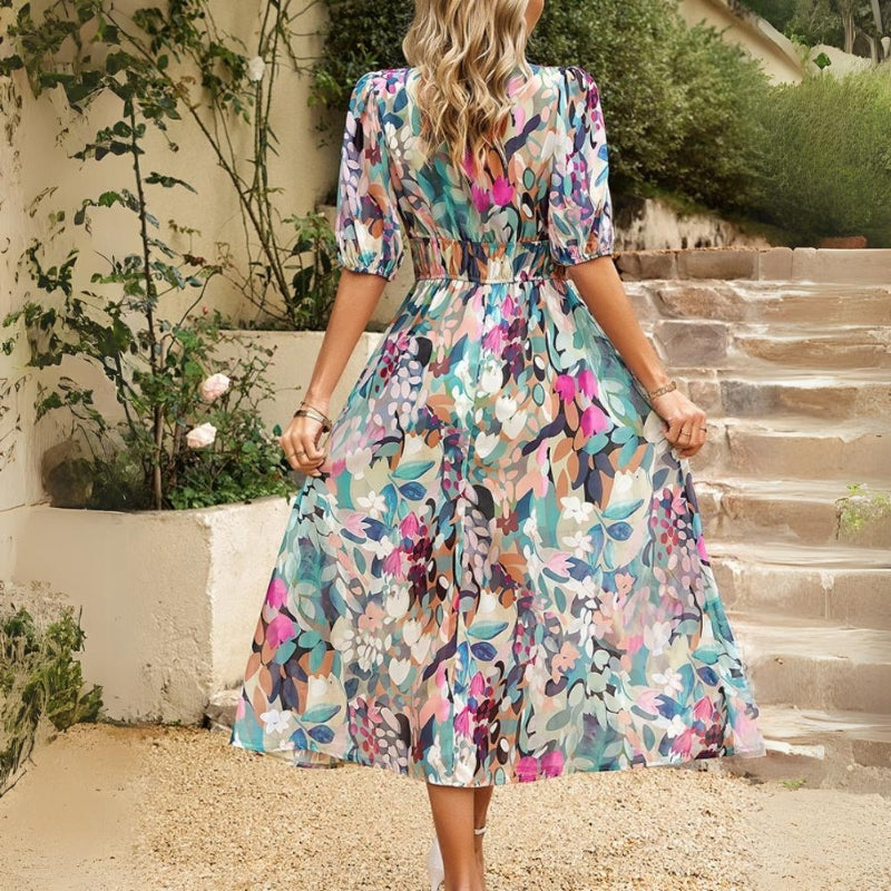 Midikleid mit V-Ausschnitt